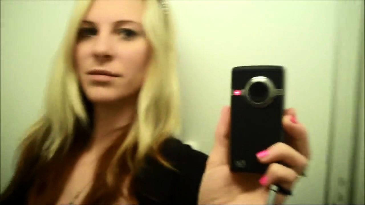 Sensual Blonde Milf Makes Herself Cum In The Dressing Room ...