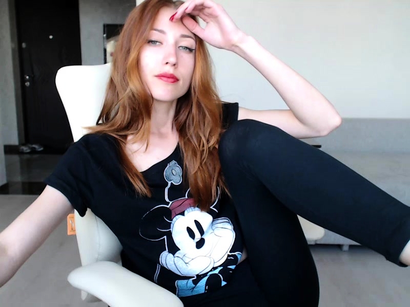 Sexy Redhead Camgirl Exposes Her Slim Body And Tight Peach Video @ Porn Lib